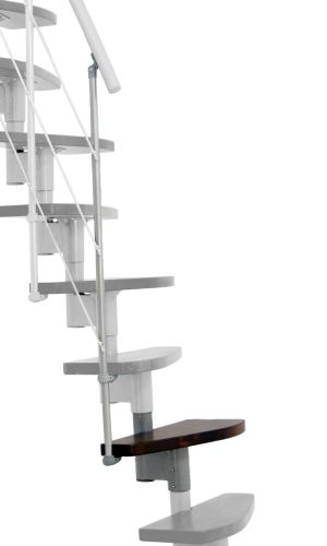 Height extension for the Nizza staircase with walnut steps and grey metal. Shown is a detail of the additional step, the railing bars, and the handrail.