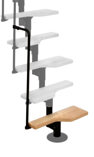 Height extension for the Twister staircase with beech steps and black metal. Shown is a detail of the additional step, the railing bars, and the handrail.
