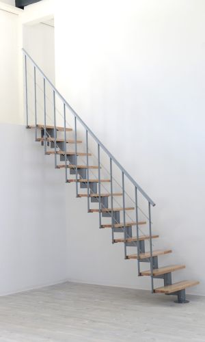Modern Comfort Top staircase with a gray metal central stringer construction and beech wood steps.