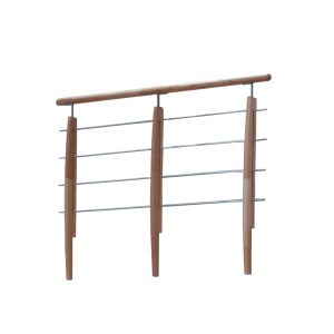 Brüstungsgeländer für Home und Classic aus Buche und Edelstahl. Holzpfosten mit Edelstahlstangen sorgen für eine moderne Optik und sichere Absturzsicherung.