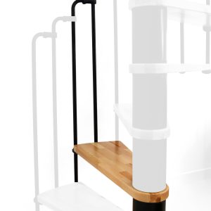 Höhenerweiterung für die Treppe Paris mit Stufen in Buche und schwarzem Stahlgeländer. Gezeigt wird ein Detail der Zusatzstufe und der Geländerstäbe.