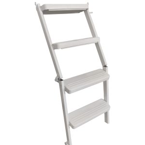 Ein geteilter Mittelteil einer Metalltreppe in Weiß. Die Konstruktion besteht aus zwei versetzten Stufensegmenten mit breiten, rutschhemmenden Trittflächen. Die Treppenelemente sind über stabile Scharniere verbunden und für den Einbau in platzsparenden Klapptreppenlösungen gedacht.